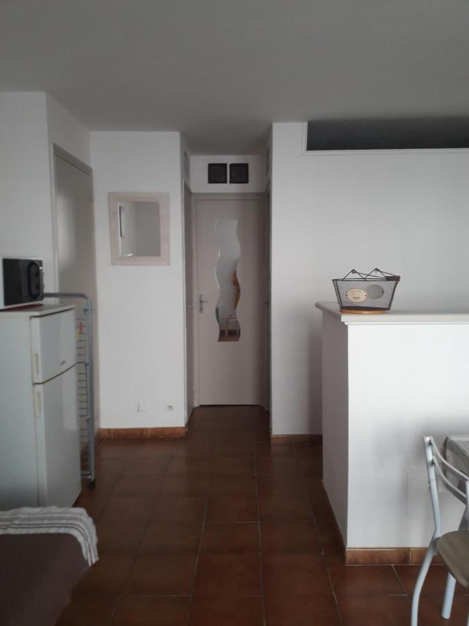 Appartement calme à deux pas de la mer Les Les Saintes-Maries-de-la-Mer Extérieur photo