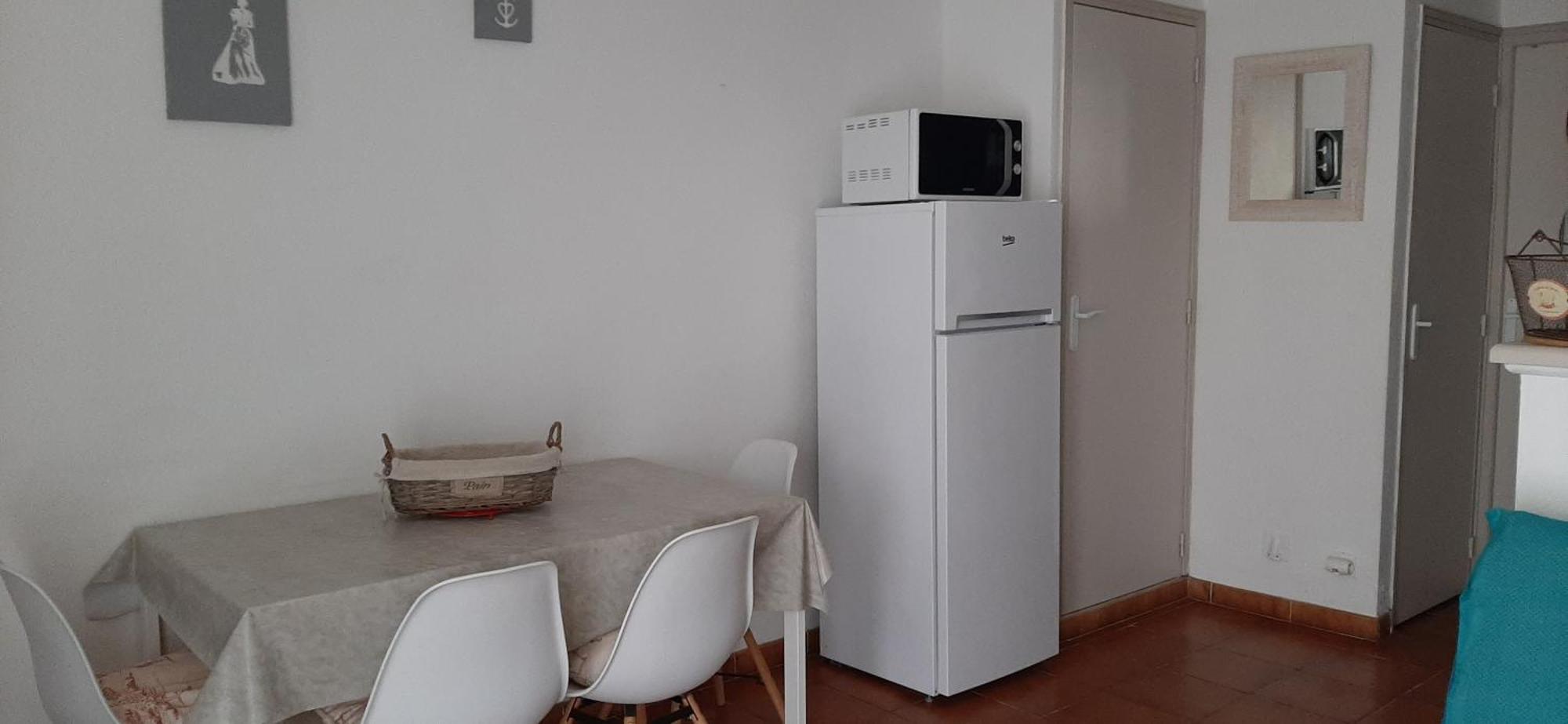 Appartement calme à deux pas de la mer Les Les Saintes-Maries-de-la-Mer Extérieur photo